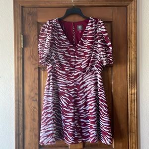 Vince camuto Dress, red and white.  Nice lining.